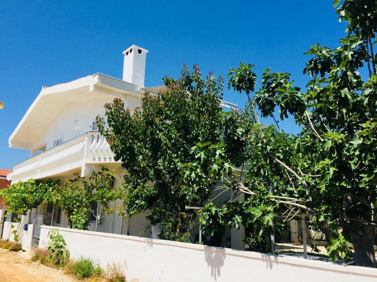 נין Marija Apartment מראה חיצוני תמונה
